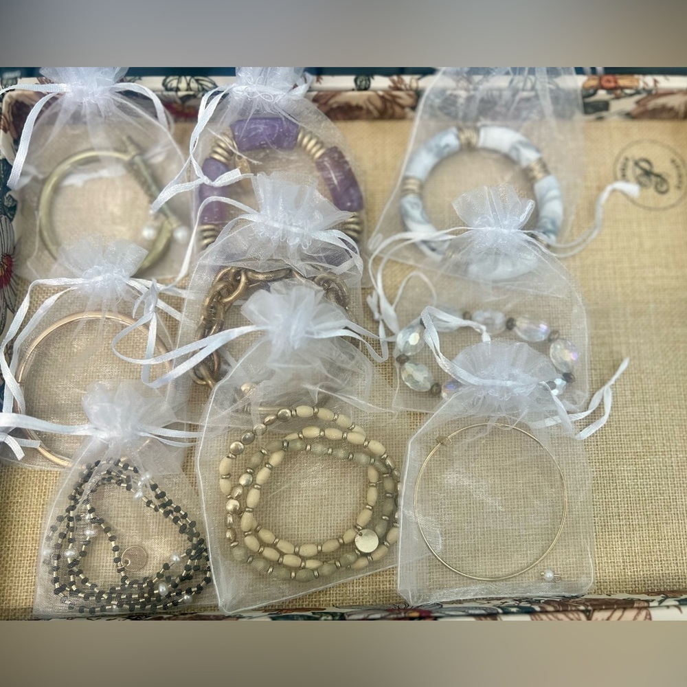 Plunder Bracelet Lot